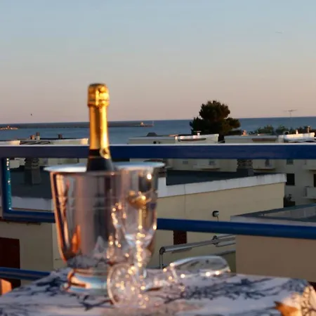 Terrazza Vista Mare E Barbecue A Due Passi Dalla Apartmán *